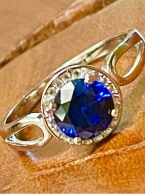 Genuine Lab-Created Round Sapphire set in Halo 925 Silver - Affordable Luxury!